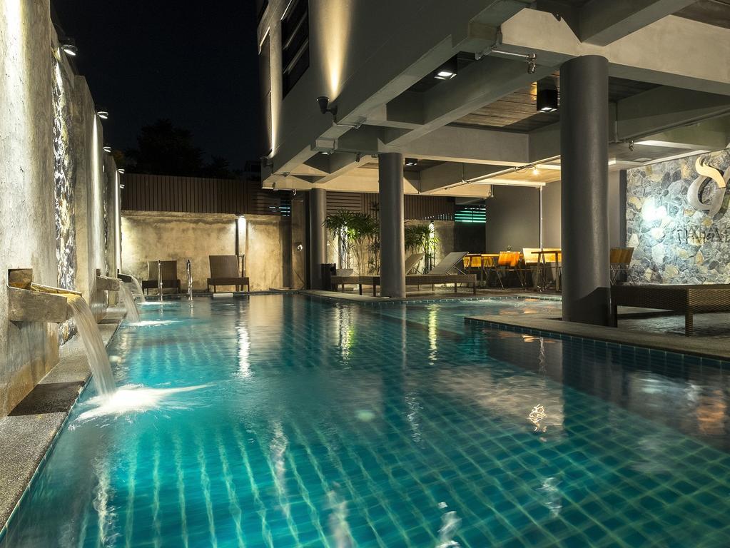 Thapae Loft Hotell Chiang Mai Exteriör bild