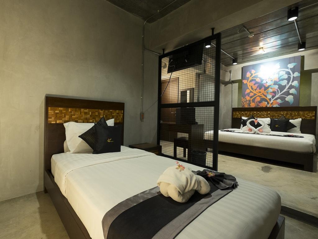 Thapae Loft Hotell Chiang Mai Exteriör bild