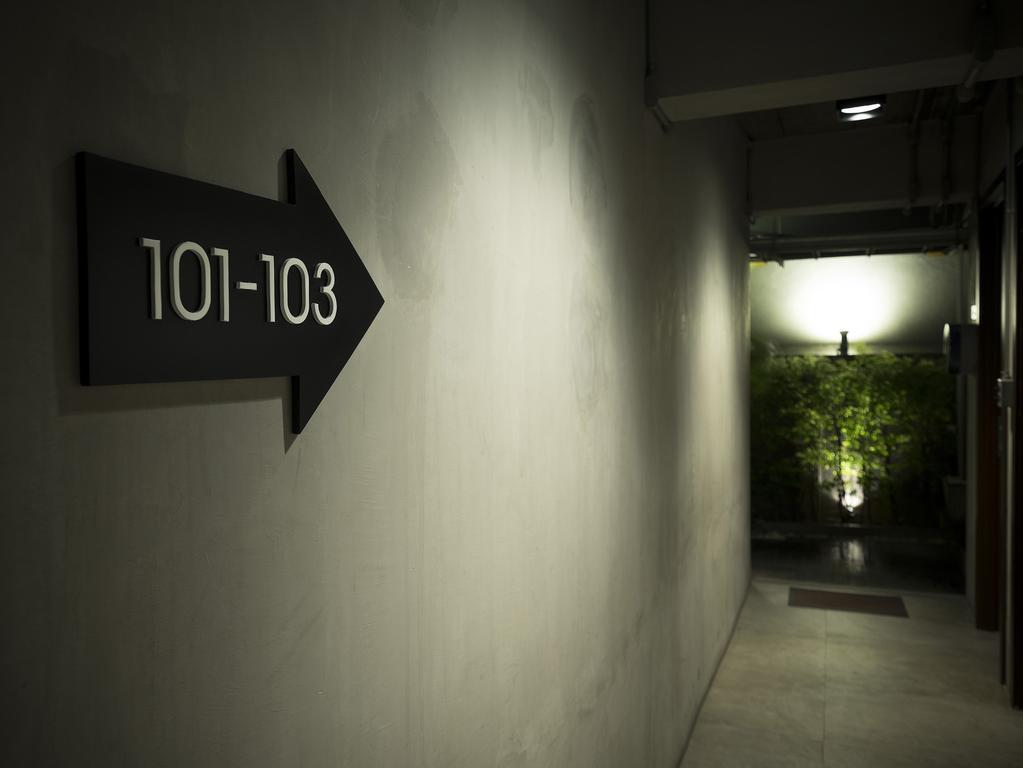 Thapae Loft Hotell Chiang Mai Exteriör bild