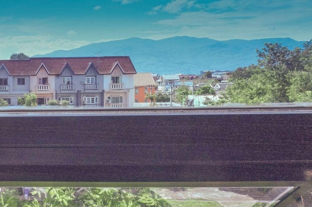 Thapae Loft Hotell Chiang Mai Exteriör bild