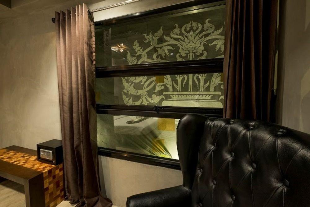 Thapae Loft Hotell Chiang Mai Exteriör bild
