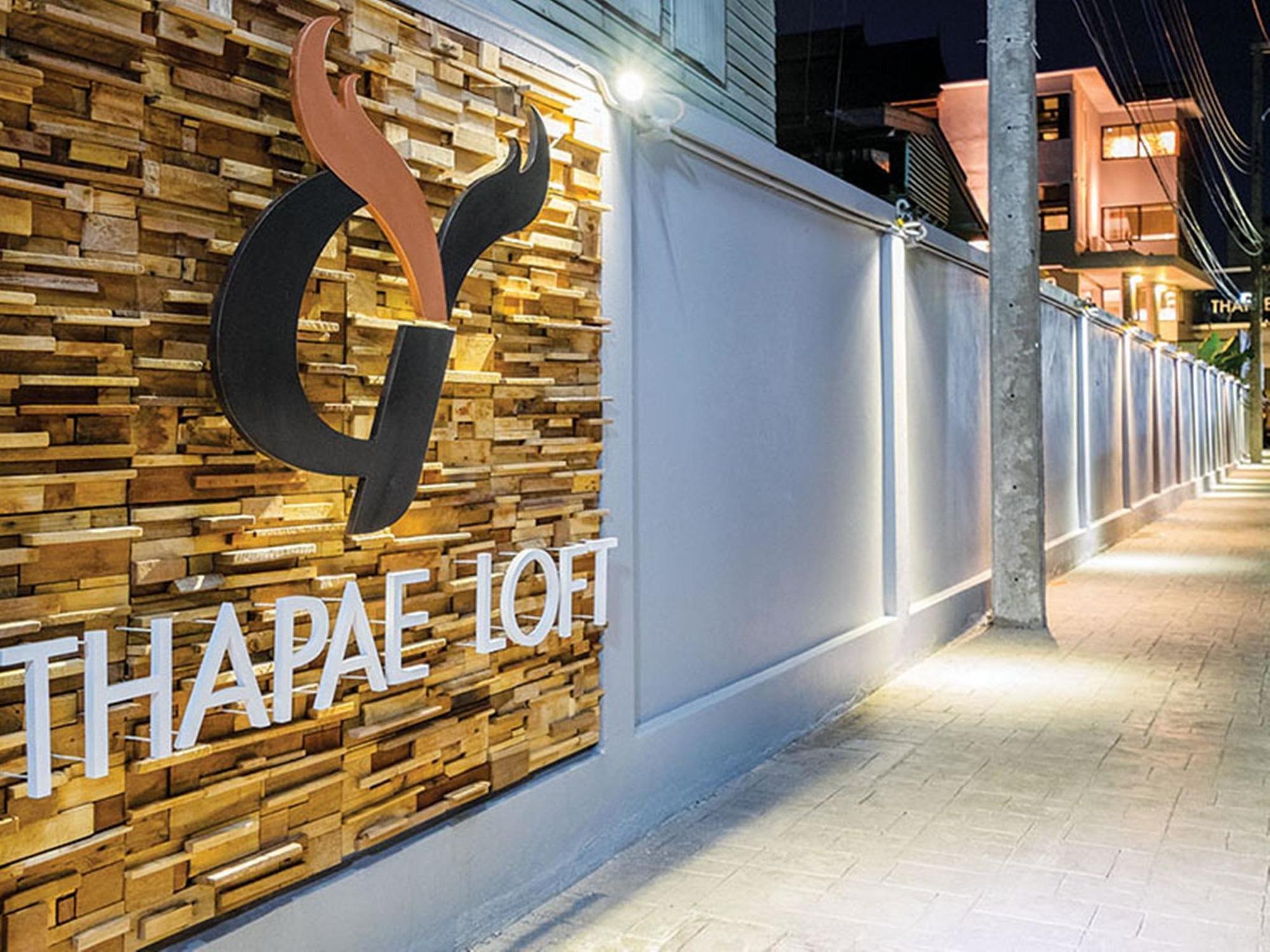 Thapae Loft Hotell Chiang Mai Exteriör bild
