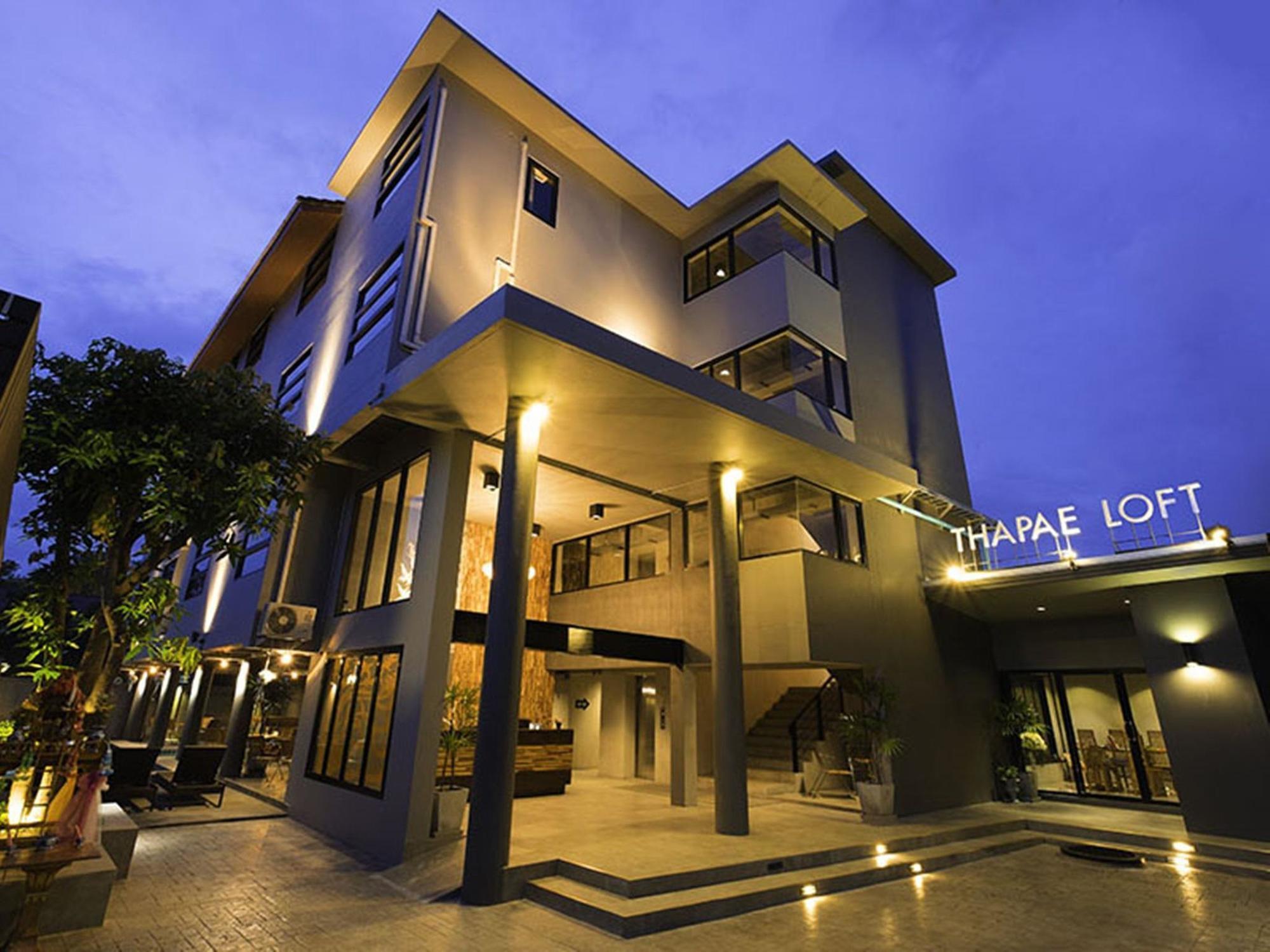 Thapae Loft Hotell Chiang Mai Exteriör bild