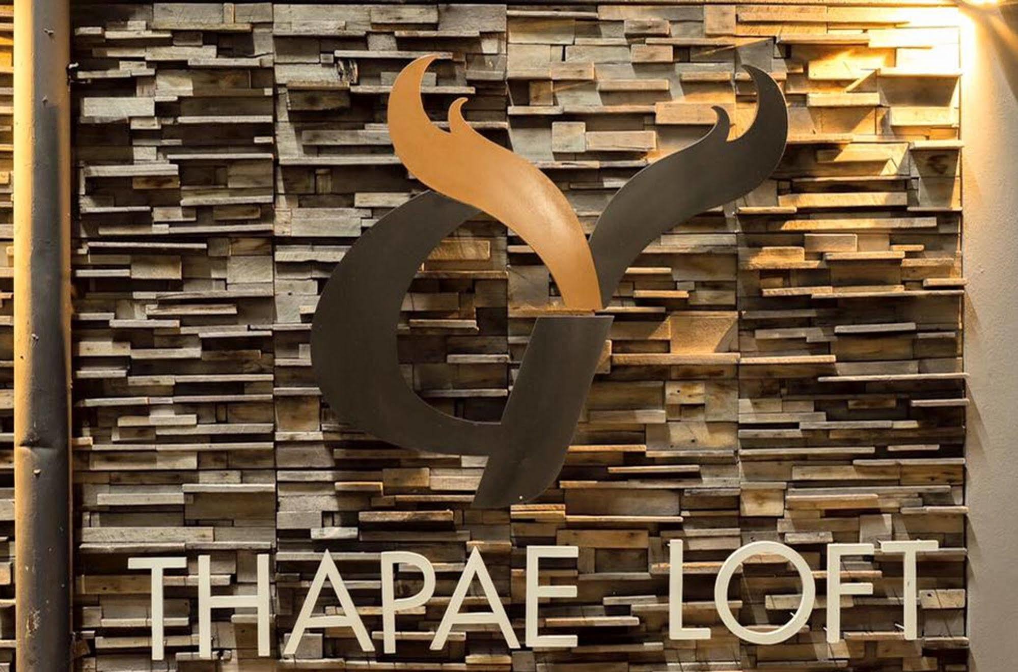Thapae Loft Hotell Chiang Mai Exteriör bild
