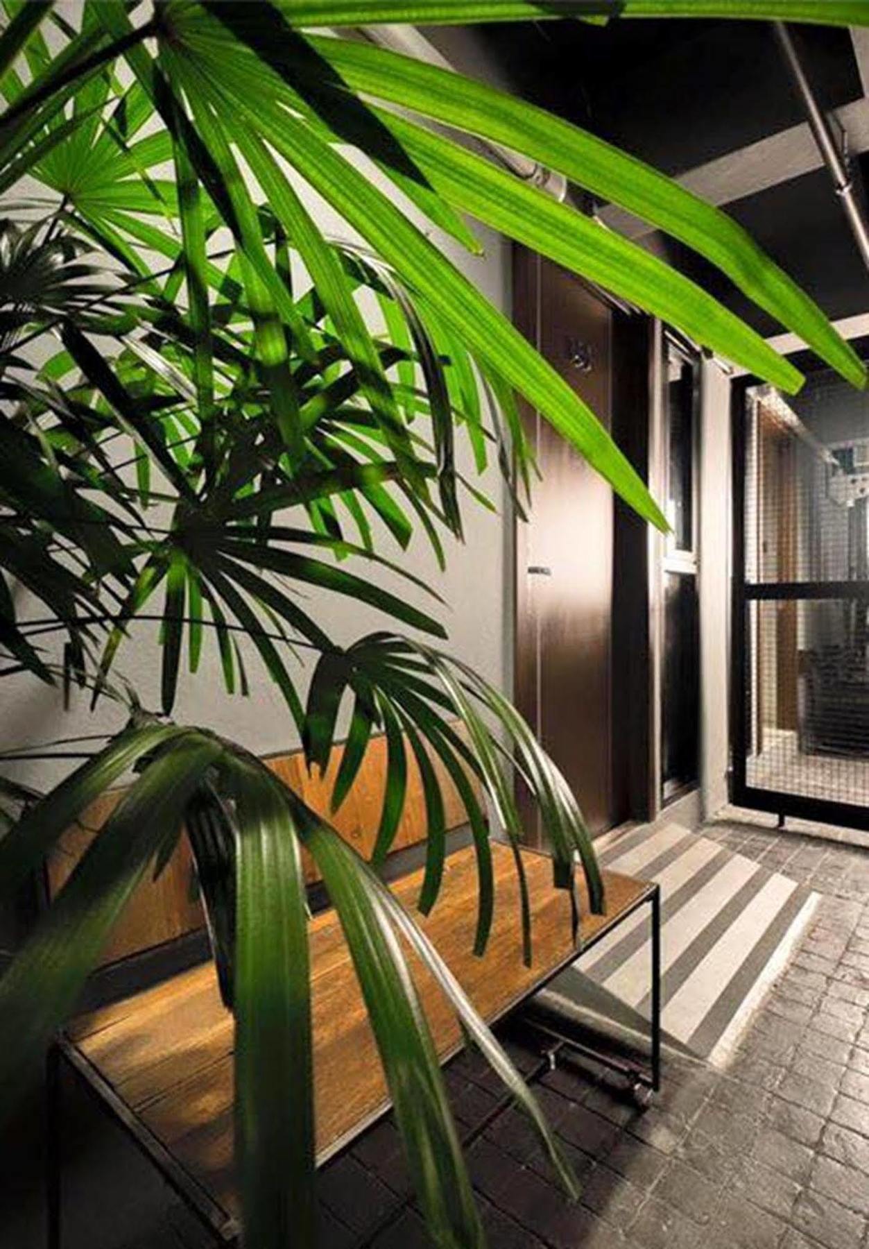 Thapae Loft Hotell Chiang Mai Exteriör bild