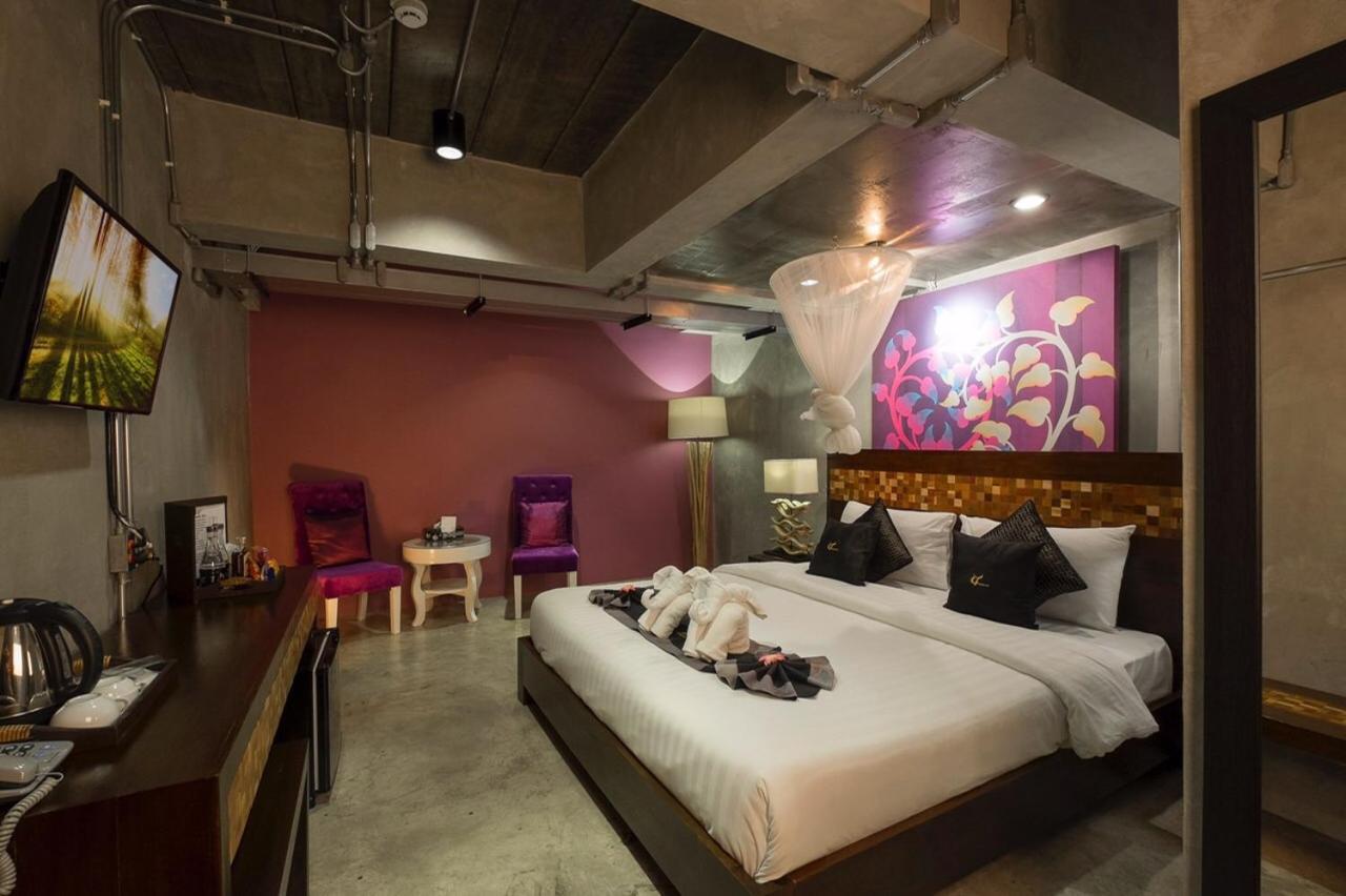 Thapae Loft Hotell Chiang Mai Exteriör bild